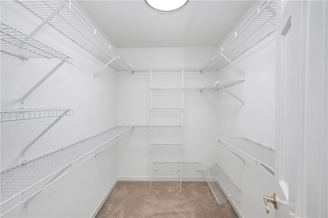 2395 Traci Dr, Franklin Park, PA 15237