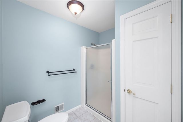 2395 Traci Dr, Franklin Park, PA 15237