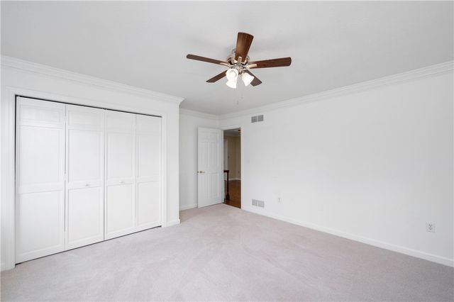 2395 Traci Dr, Franklin Park, PA 15237