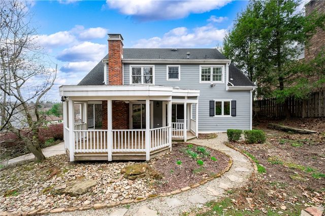 2395 Traci Dr, Franklin Park, PA 15237