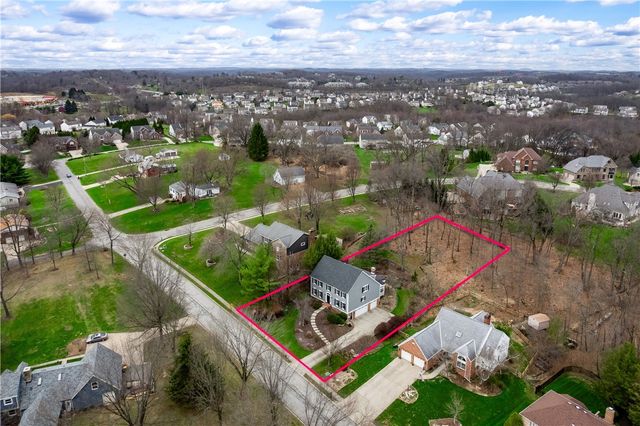 2395 Traci Dr, Franklin Park, PA 15237