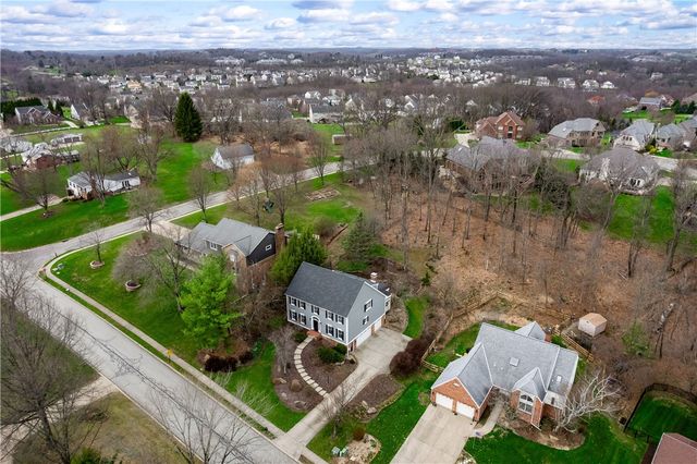 2395 Traci Dr, Franklin Park, PA 15237