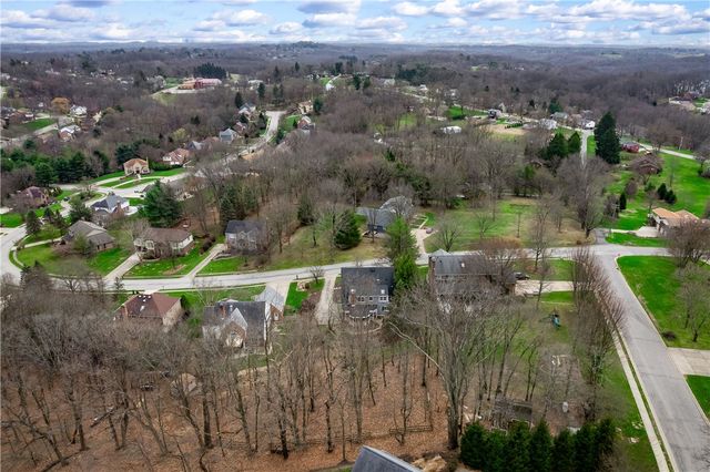 2395 Traci Dr, Franklin Park, PA 15237