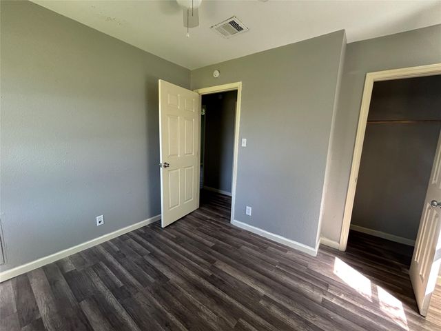 9317 Cathedral Drive, Houston, TX 77051