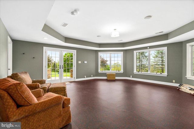 12565 STONE CREST CIR, Waynesboro, PA 17268