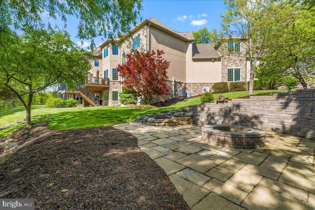12565 STONE CREST CIR, Waynesboro, PA 17268