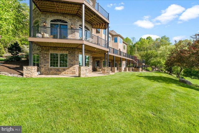 12565 STONE CREST CIR, Waynesboro, PA 17268