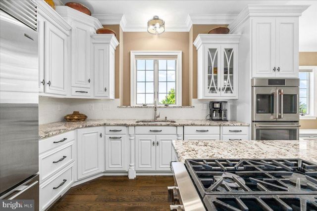 12565 STONE CREST CIR, Waynesboro, PA 17268