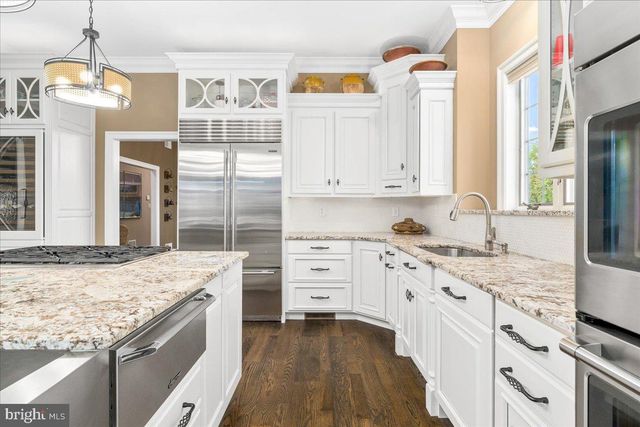 12565 STONE CREST CIR, Waynesboro, PA 17268