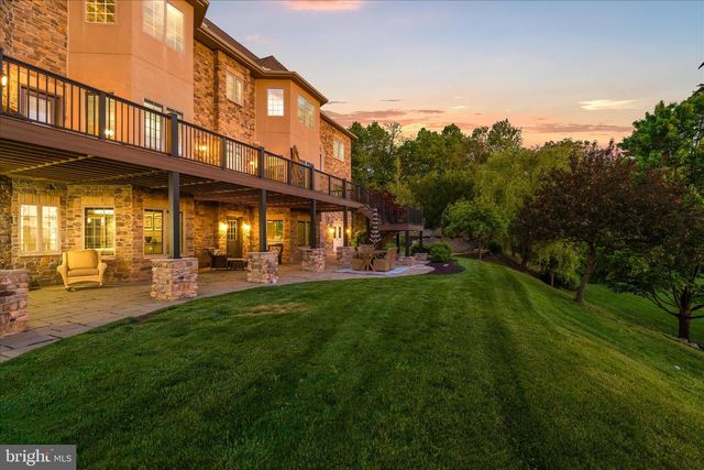 12565 STONE CREST CIR, Waynesboro, PA 17268