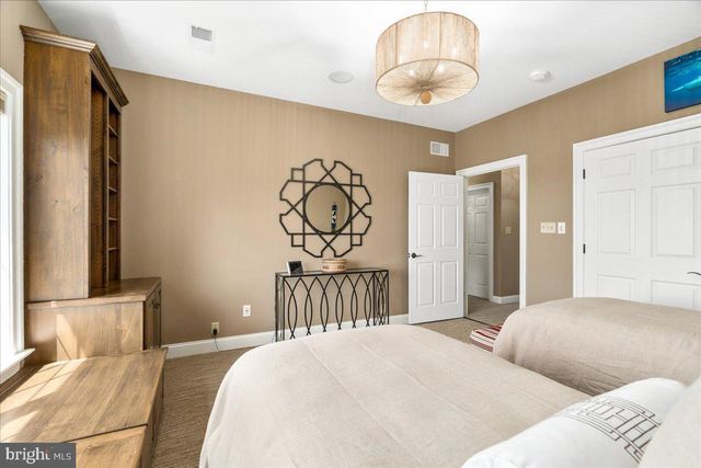 12565 STONE CREST CIR, Waynesboro, PA 17268