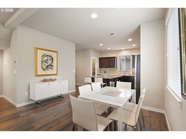 14115 Sw BURLWOOD Ln, Beaverton, OR 97005