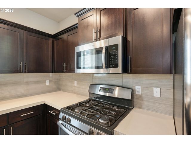 14115 Sw BURLWOOD Ln, Beaverton, OR 97005