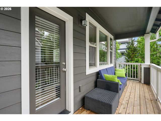 14115 Sw BURLWOOD Ln, Beaverton, OR 97005