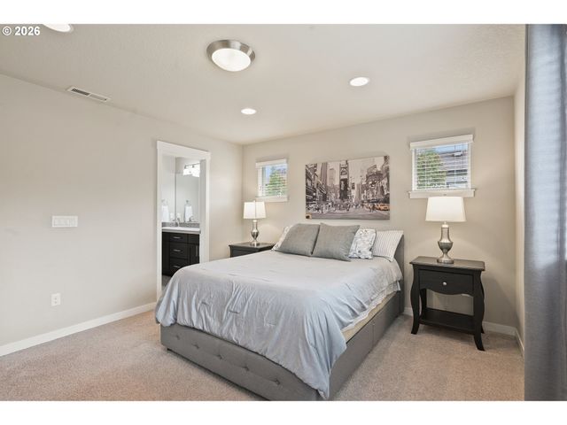 14115 Sw BURLWOOD Ln, Beaverton, OR 97005