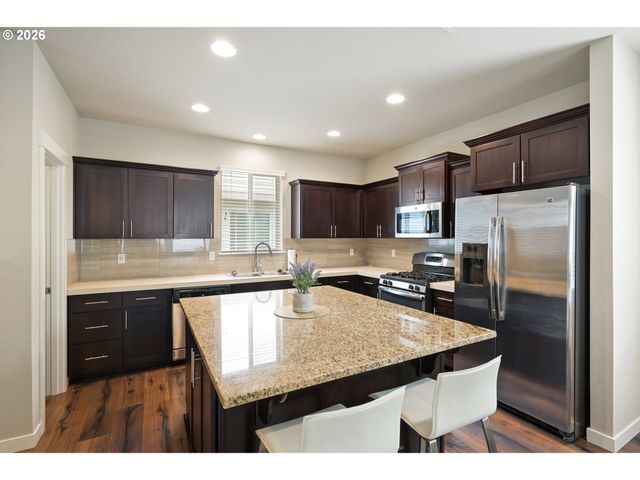 14115 Sw BURLWOOD Ln, Beaverton, OR 97005