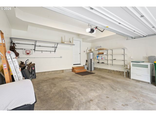14115 Sw BURLWOOD Ln, Beaverton, OR 97005