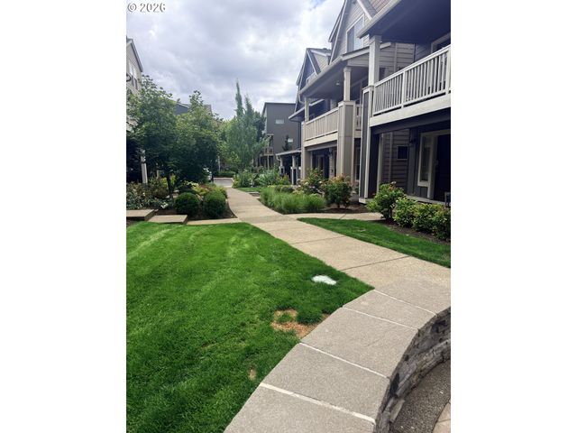 14115 Sw BURLWOOD Ln, Beaverton, OR 97005