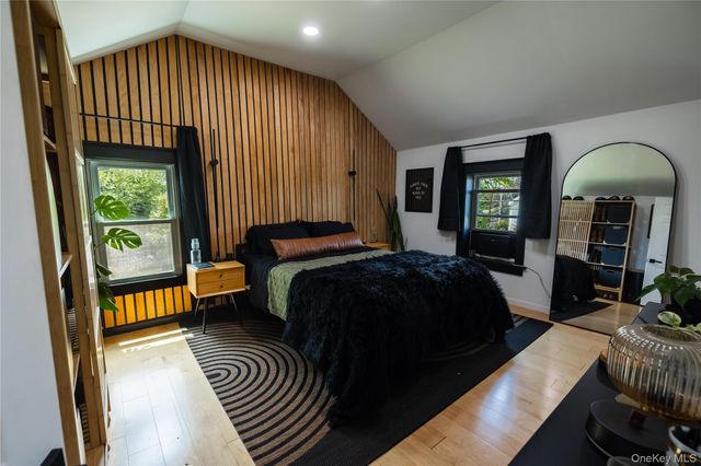 5628 State Route 9G, Hudson, NY 12534