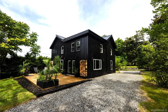 5628 State Route 9G, Hudson, NY 12534