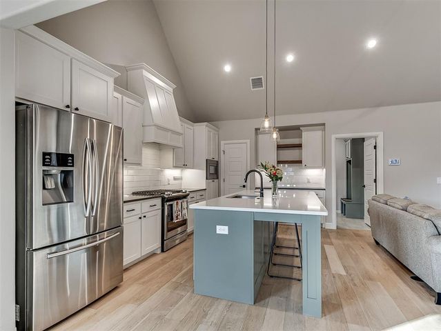 16312 Monarch Ridge Boulevard, Edmond, OK 73013