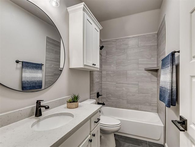 16312 Monarch Ridge Boulevard, Edmond, OK 73013