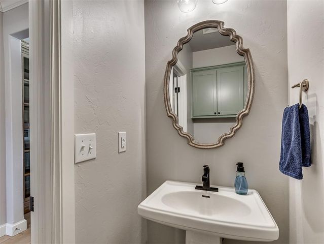 16312 Monarch Ridge Boulevard, Edmond, OK 73013