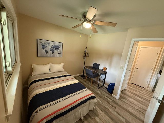 7140 N 48th STREET, Milwaukee, WI 53223