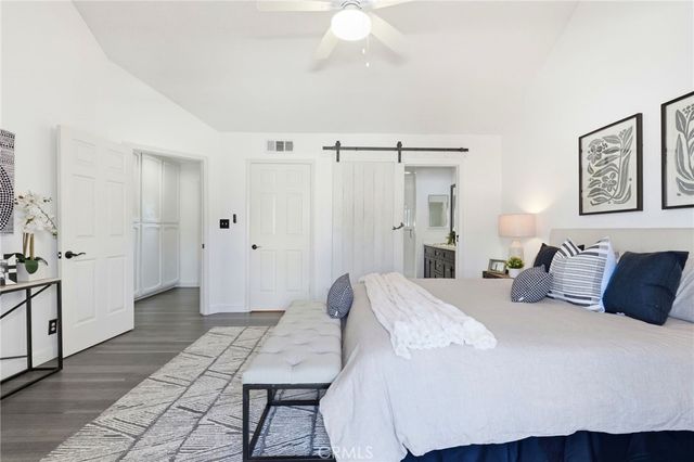 7304 Balboa C, Lake Balboa, CA 91406