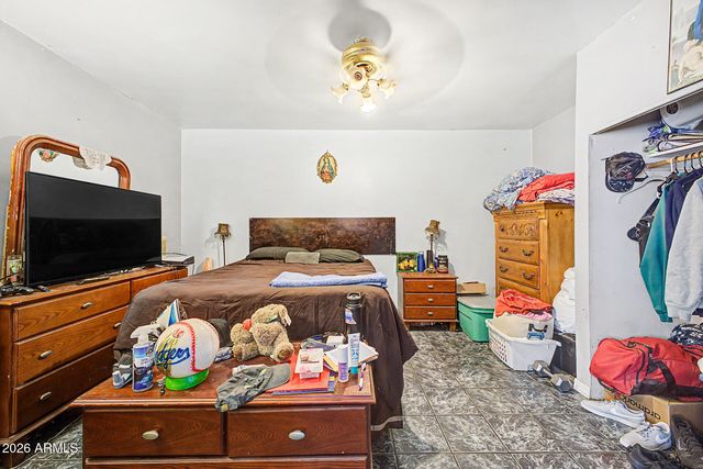 6449 W BETHANY HOME Road, Glendale, AZ 85301