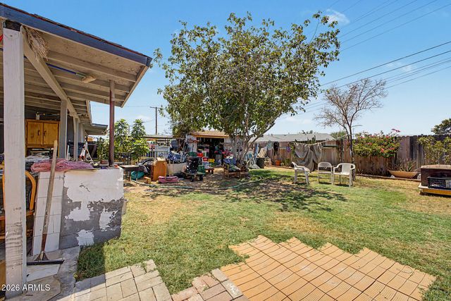6449 W BETHANY HOME Road, Glendale, AZ 85301