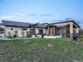 3585 Meadow Run Cir, Colorado Springs, CO 80908