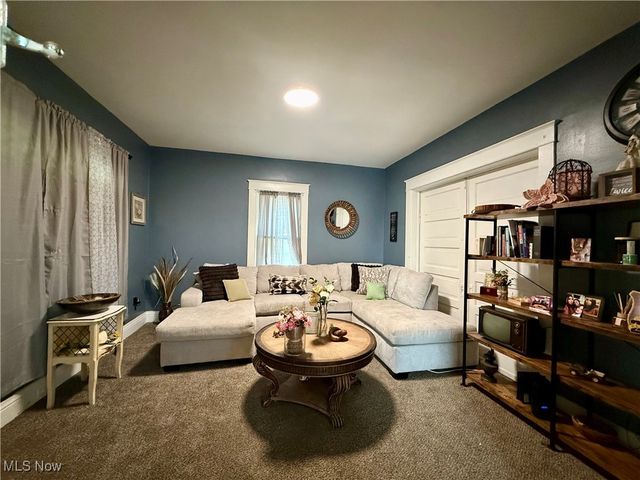 371 S Jackson Street, Youngstown, OH 44506