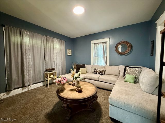 371 S Jackson Street, Youngstown, OH 44506