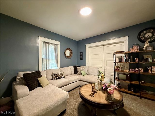 371 S Jackson Street, Youngstown, OH 44506