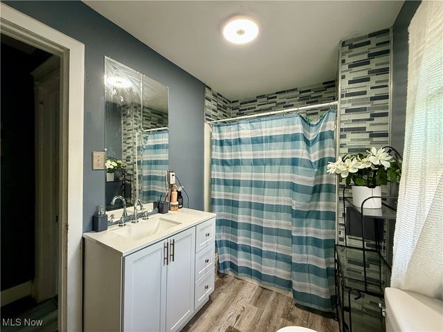 371 S Jackson Street, Youngstown, OH 44506