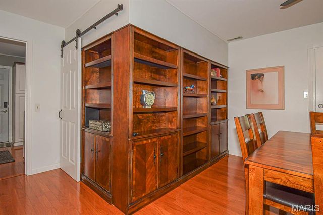 4817 Bankfield Court, St Louis, MO 63128