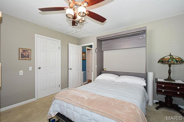 4817 Bankfield Court, St Louis, MO 63128
