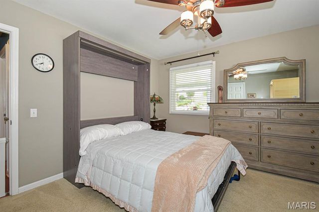 4817 Bankfield Court, St Louis, MO 63128