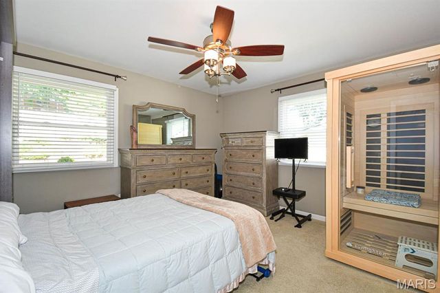 4817 Bankfield Court, St Louis, MO 63128