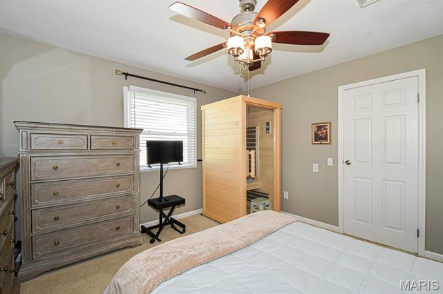 4817 Bankfield Court, St Louis, MO 63128