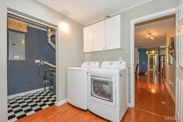 4817 Bankfield Court, St Louis, MO 63128