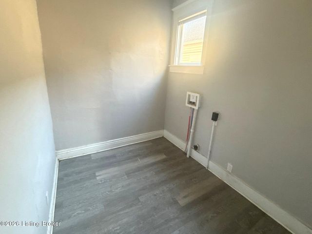 2823 W Main St, Louisville, KY 40212