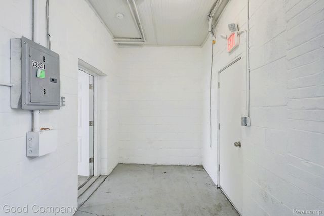 23831 John R Road, Hazel Park, MI 48030