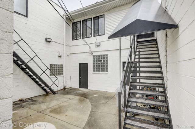 23831 John R Road, Hazel Park, MI 48030