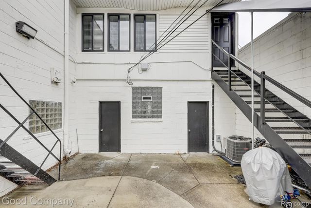 23831 John R Road, Hazel Park, MI 48030