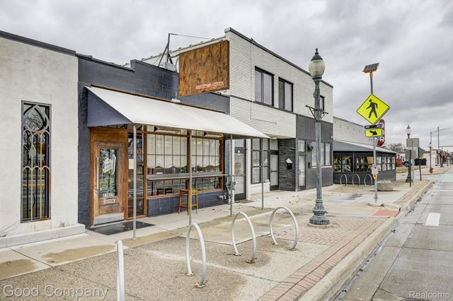 23831 John R Road, Hazel Park, MI 48030