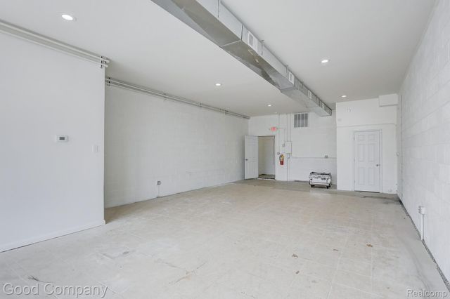 23831 John R Road, Hazel Park, MI 48030