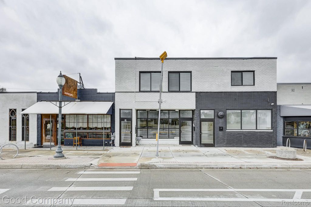 23831 John R Road, Hazel Park, MI 48030