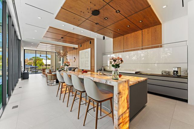 160 Spyglass Lane, Jupiter, FL 33477